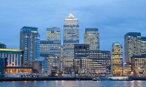 London's Canary Wharf (Image: Shutterstock)