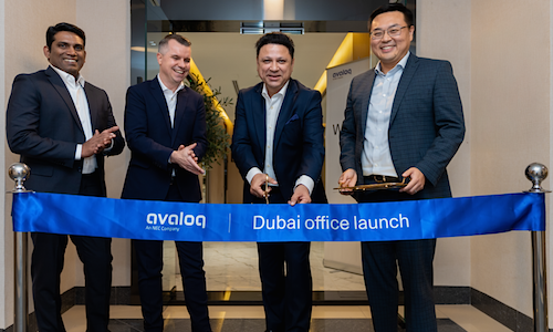 Akash Anand (center right) (Image: Avaloq)
