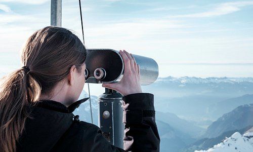 UBS, Axel Weber, women, wealth management