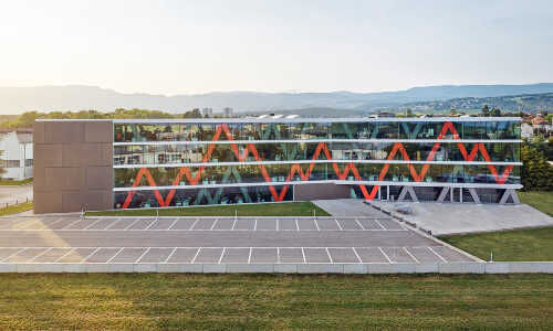 Swissquote Headquarters in Gland