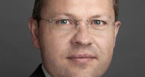 peoplemoves, Juerg Zeltner, UBS, Martin Blessing, Axel Lehmann, Sabine Keller-Busse