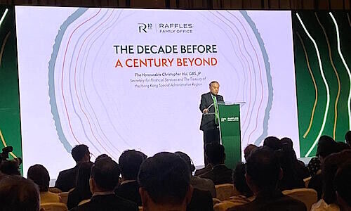 Hong Kong's Secretary for Financial Services and the Treasury Christopher Hui delivering a speech at RFO's forum (Image: finews)