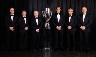 Roger Federer, third from right (Image: LC)