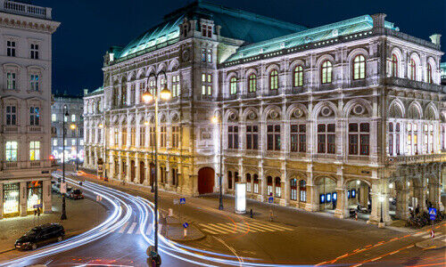 Vienna (Dimitry Anikin, Unsplash)