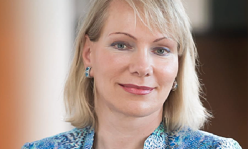 Margarita Louis-Dreyfus, Abu Dhabi