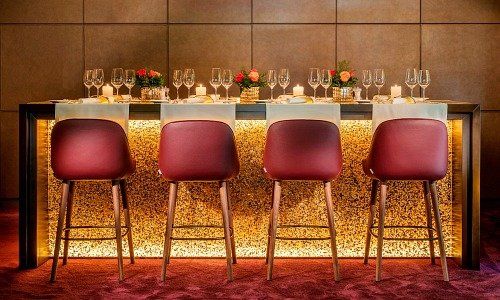 Bar Restaurant 500