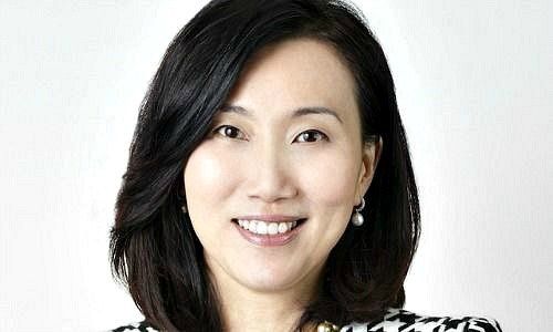 Mary Huen, Hong Kong CEO of Standard Chartered
